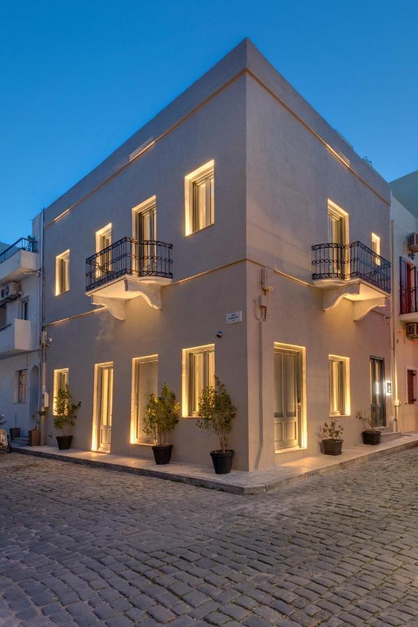 Times Elegant Rooms Ermoupoli Buitenkant foto