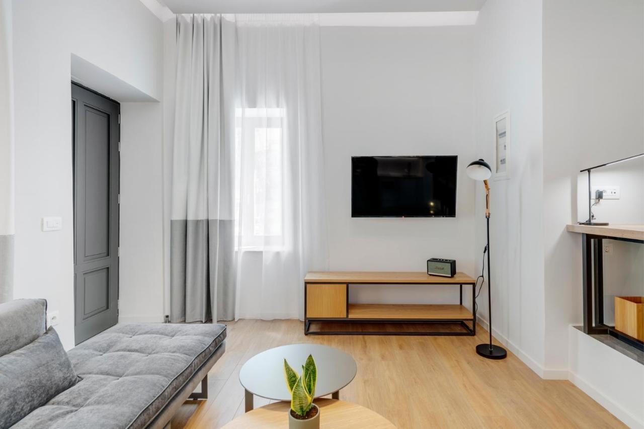Times Elegant Rooms Ermoupoli Buitenkant foto