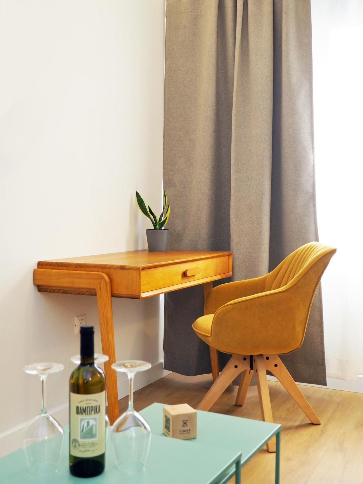 Times Elegant Rooms Ermoupoli Buitenkant foto