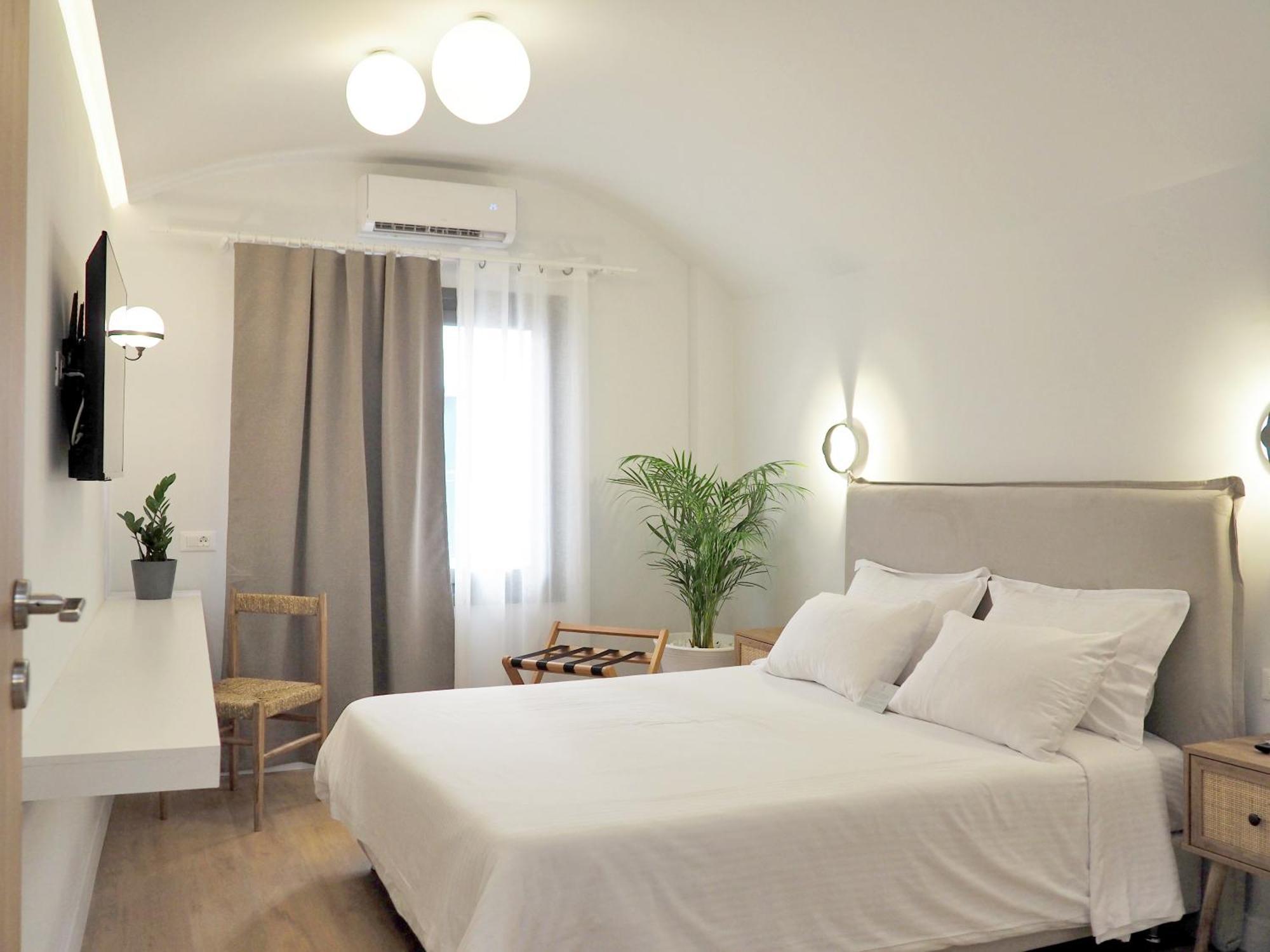 Times Elegant Rooms Ermoupoli Buitenkant foto
